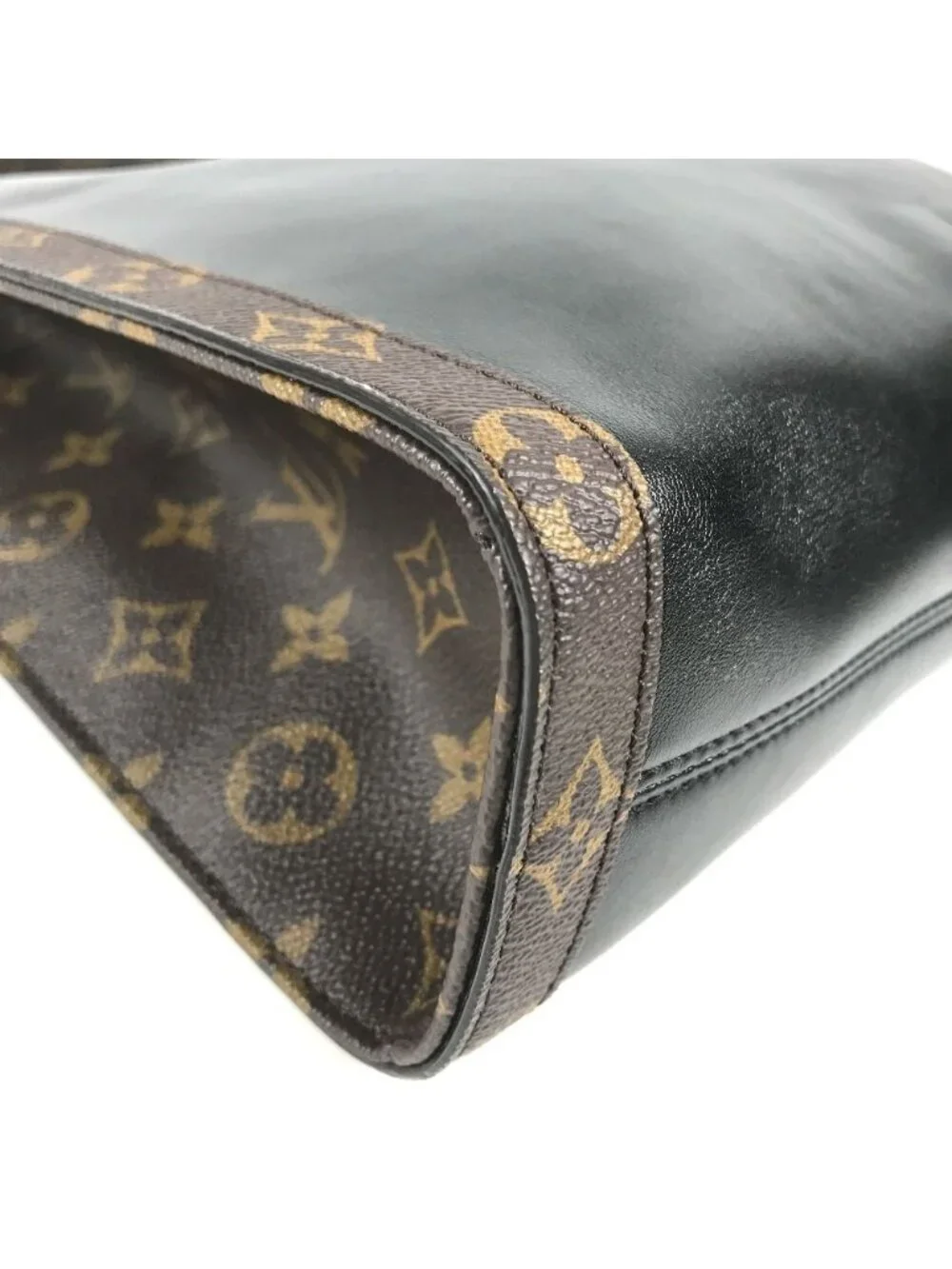 Louis Vuitton Shoulder Bag Nova MM Monogram Leather Noir Black